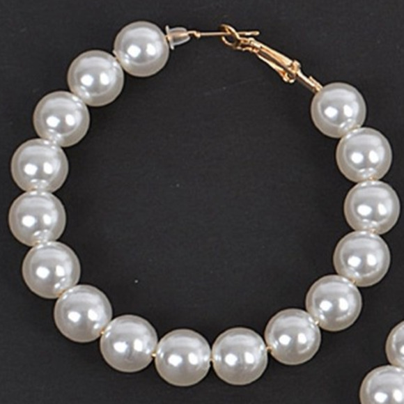 Pearl Beaded Statement Hoop Earring - Picture 2 of 3